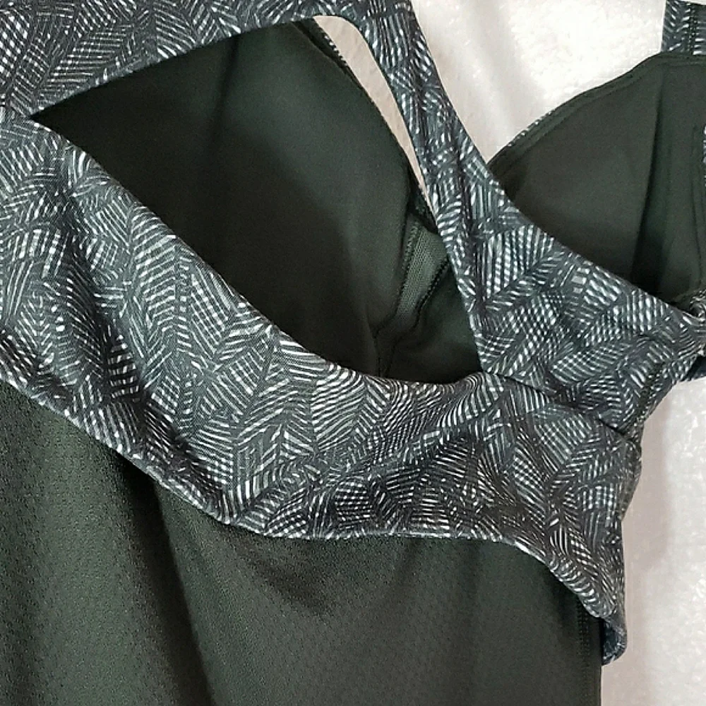Lululemon Athletica Wrap It Up Tank Leaf Print Twist Jazzy White Gator Green 6 - Picture 11 of 17